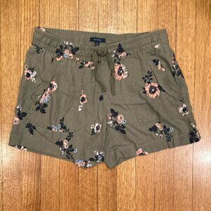 Nautical Floral Green Shorts Size Small